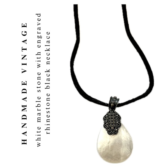 vintage • white marble stone pendant with engraved details on suede necklace - Picture 1 of 13